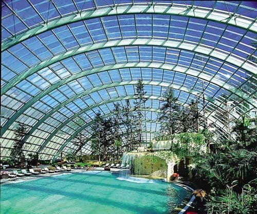 「耐力板雨棚」有哪些优良特性？