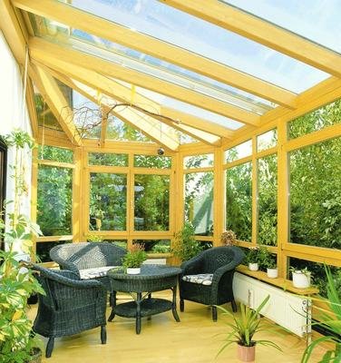 「PC阳光板价格多少」？它有哪些优异性能？