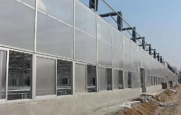 阳光板厂家：正确的阳光板安装步骤是什么？真实有效